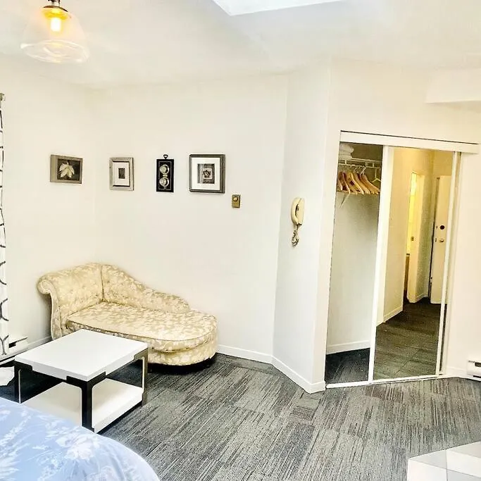 Cozy Studio Apartment Toronto