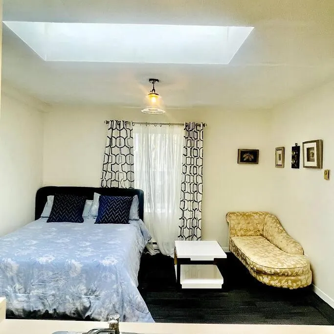 Cozy Studio Apartment Toronto