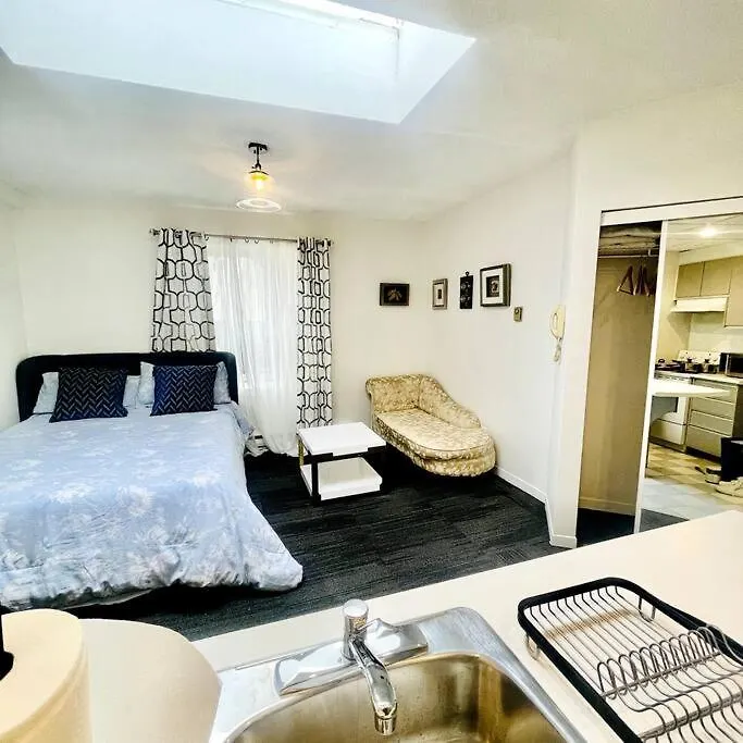 Cozy Studio Apartment Toronto Canada
